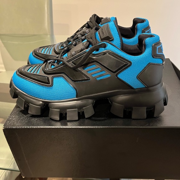 Men’s Prada Cloudbust sneaker black and blue size 8 - Picture 3 of 4